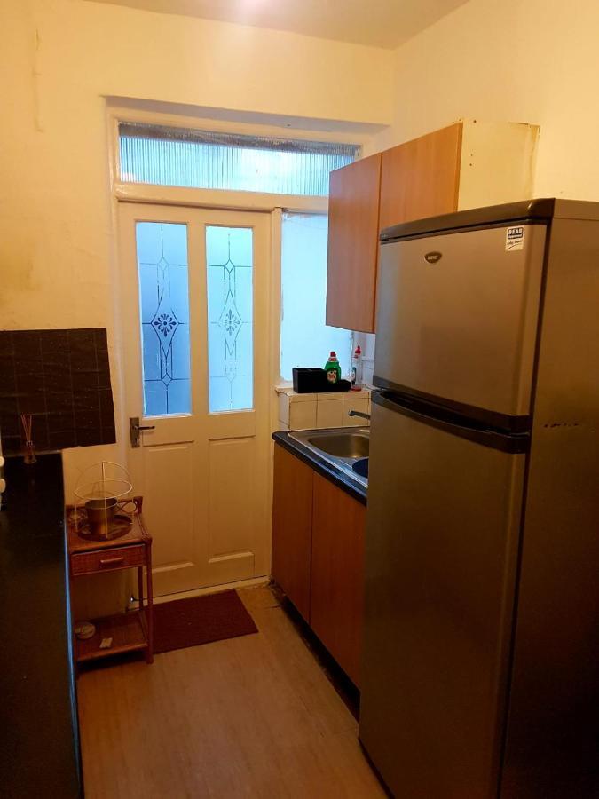 Budget House In Gants Hill Ilford Exterior foto